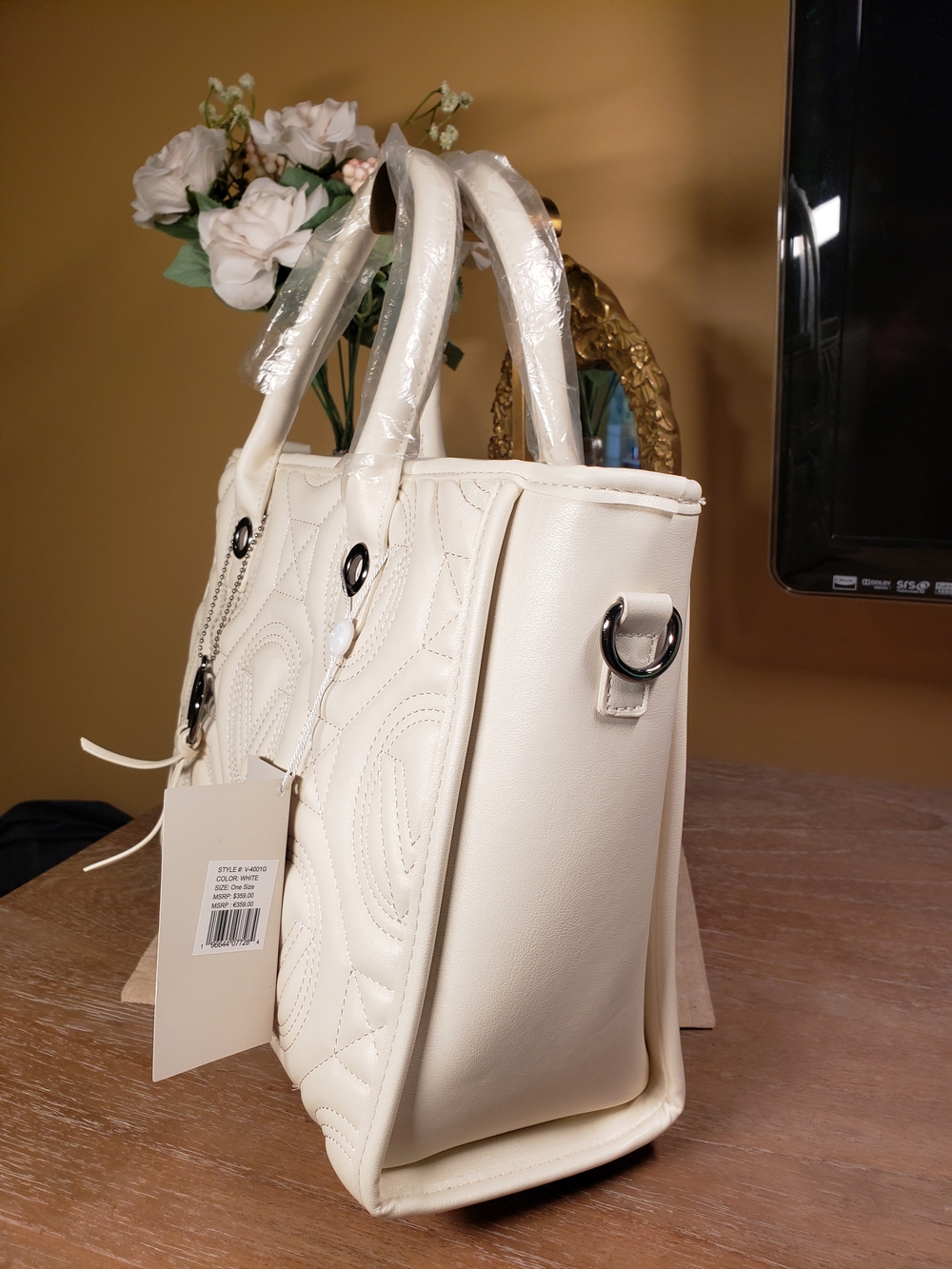 Valentino Orlandi Quilted Cream Tote w/ Pouch, Crossbody & Logo Charm NWT! $359 - Picture 11 of 14